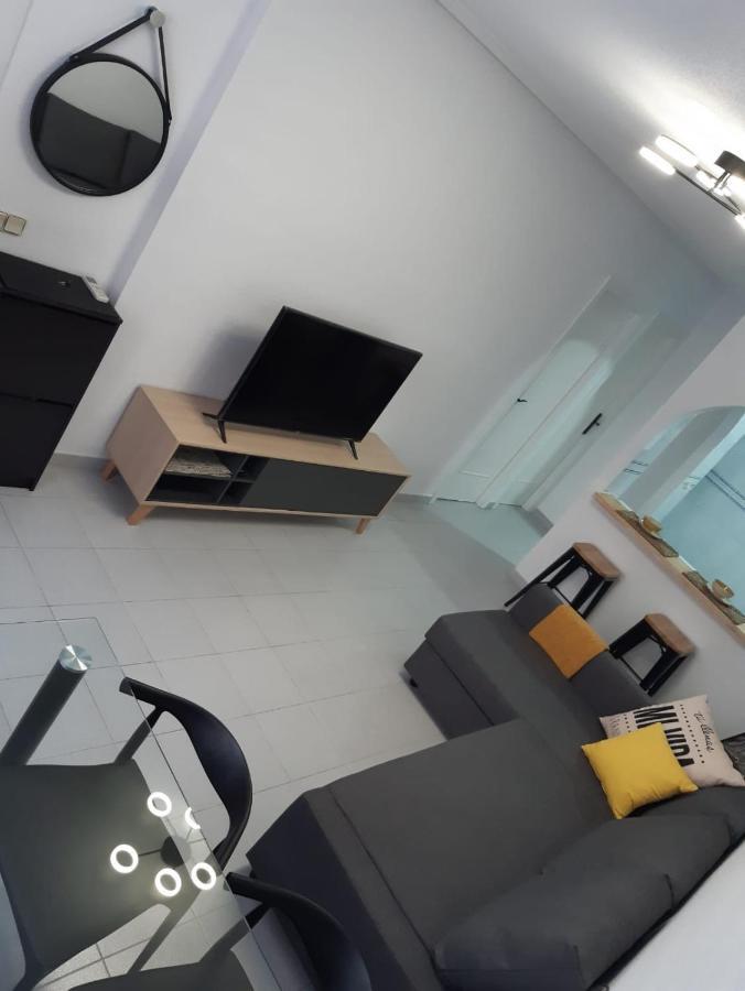 Lovely Apart 3 Minutes To The Beach Torrevieja Esterno foto